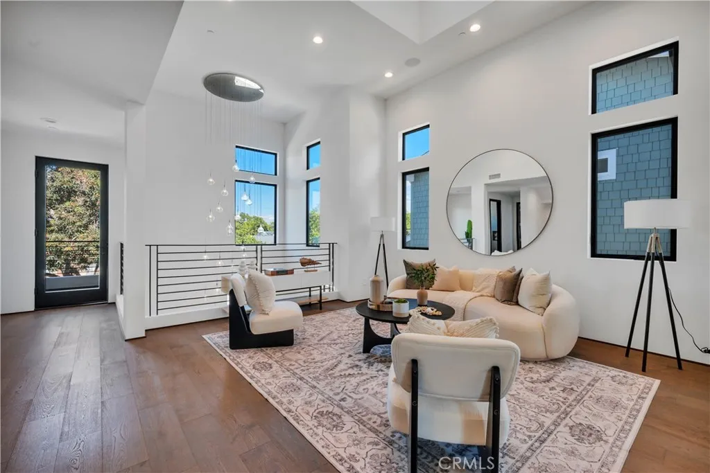 Additional image 91 of 332 Avenue E, Redondo Beach, CA 90277