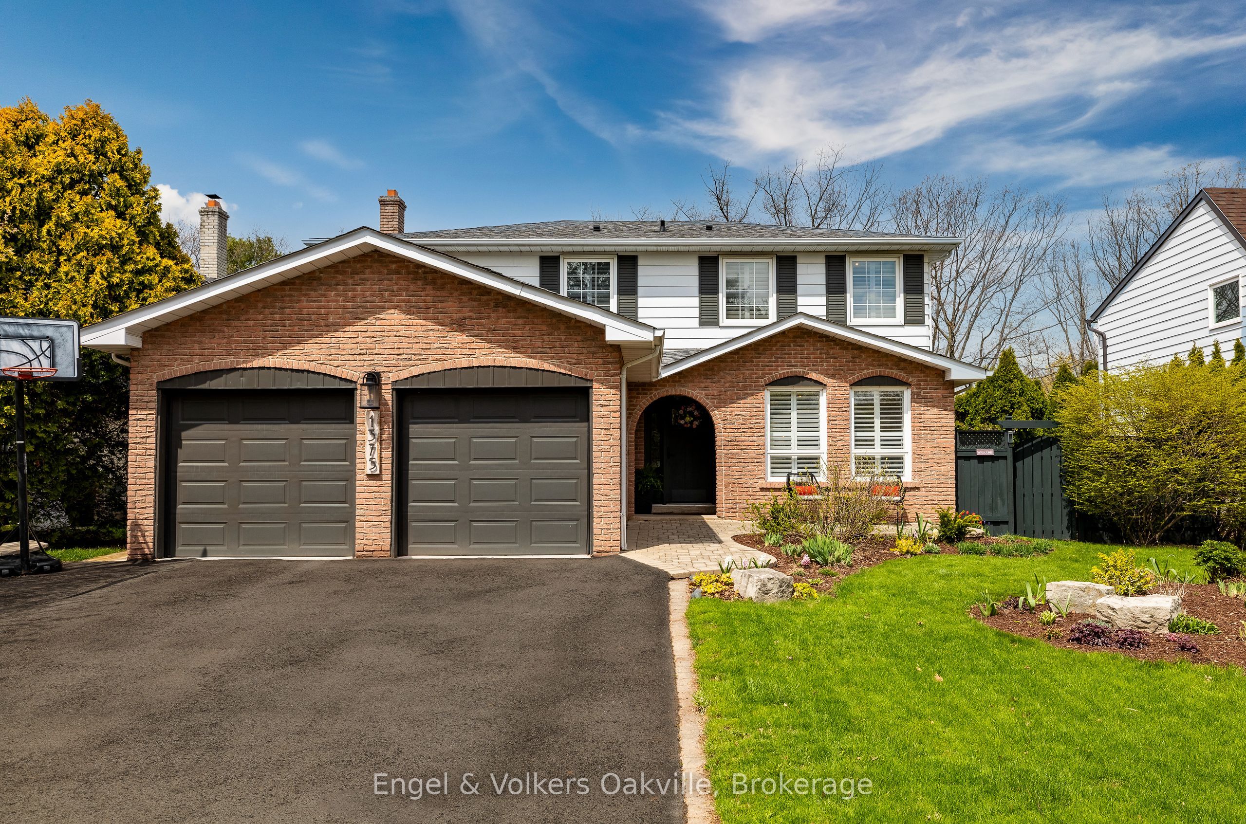 1375 Falgarwood Drive, Oakville, ON, L6H 2P4