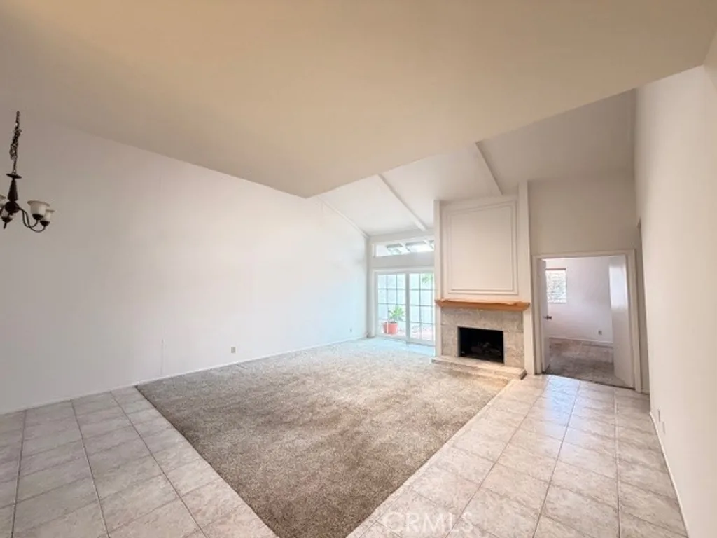 Additional image 3 of 1022 Regis Way, Tustin, CA 92780