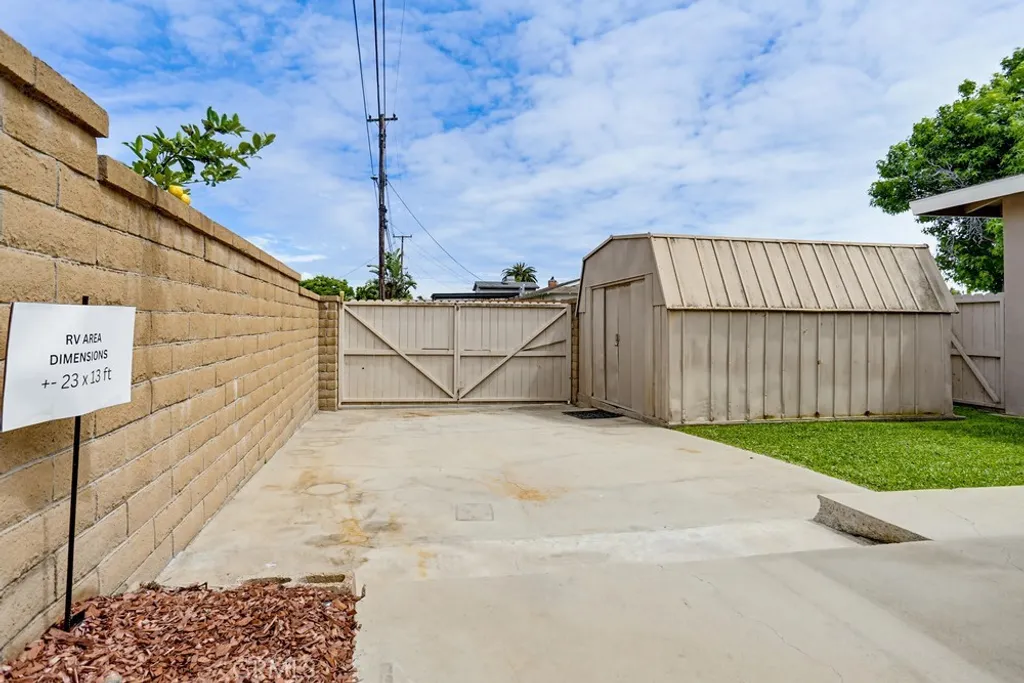 Additional image 35 of 1318 Watson Ave, Costa Mesa, CA 92626