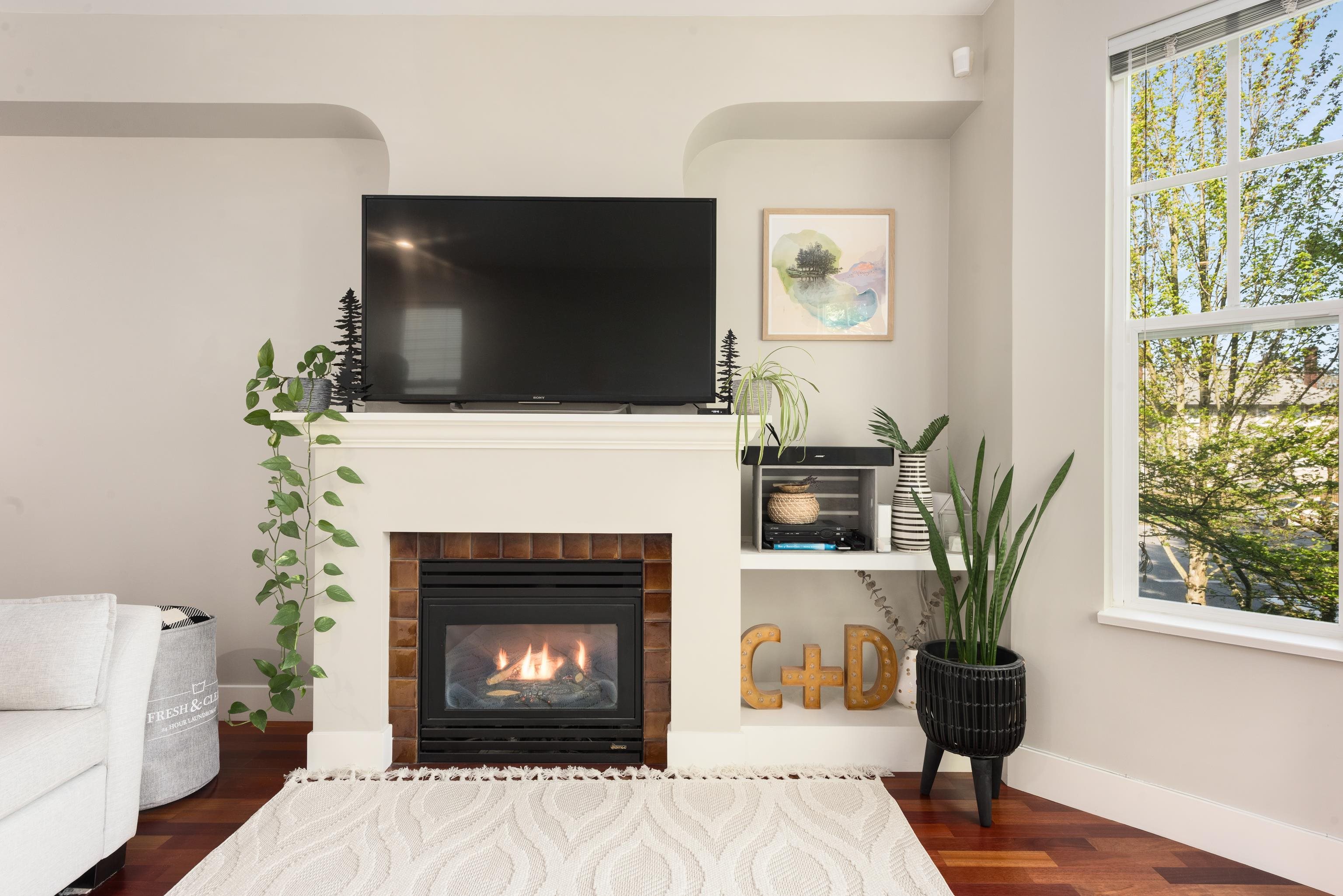 Additional image 3 of 888 15th Avenue W, Vancouver, BC, V5Z 1R7