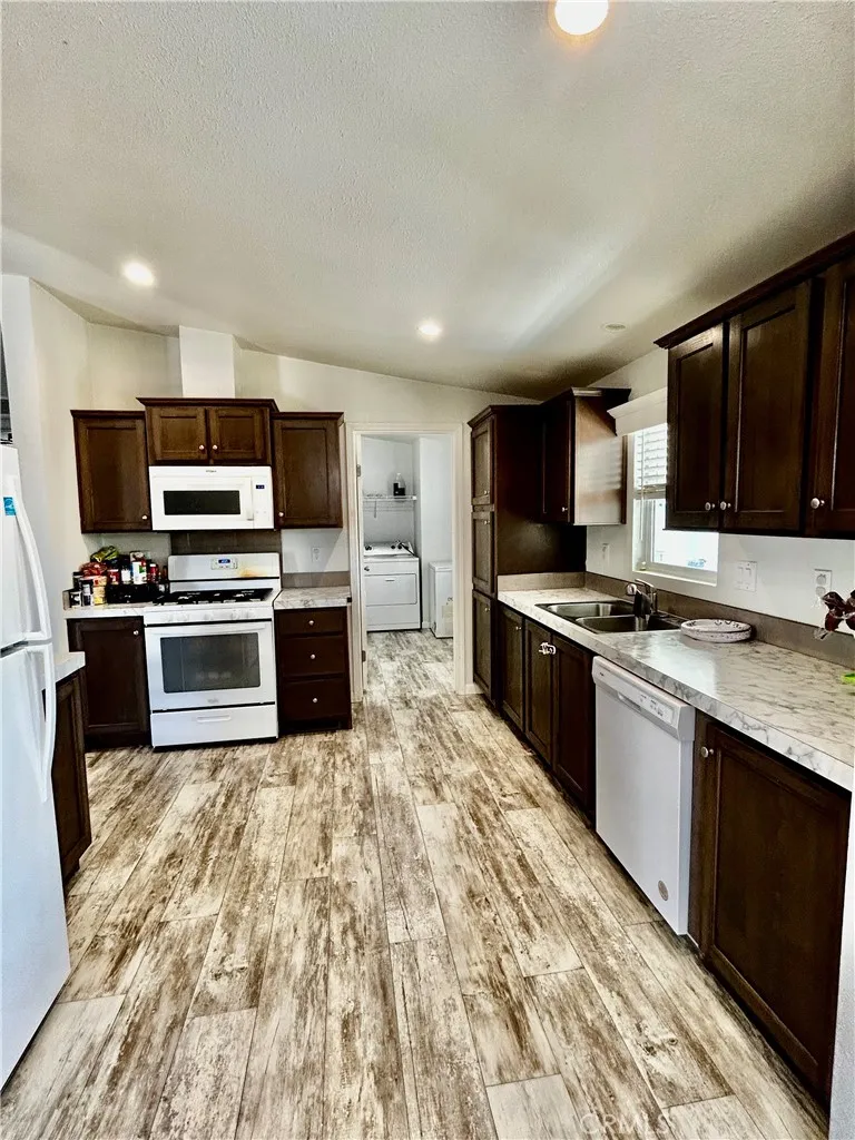Additional image 24 of 2205 W Acacia Avenue Unit 155, Hemet, CA 92545