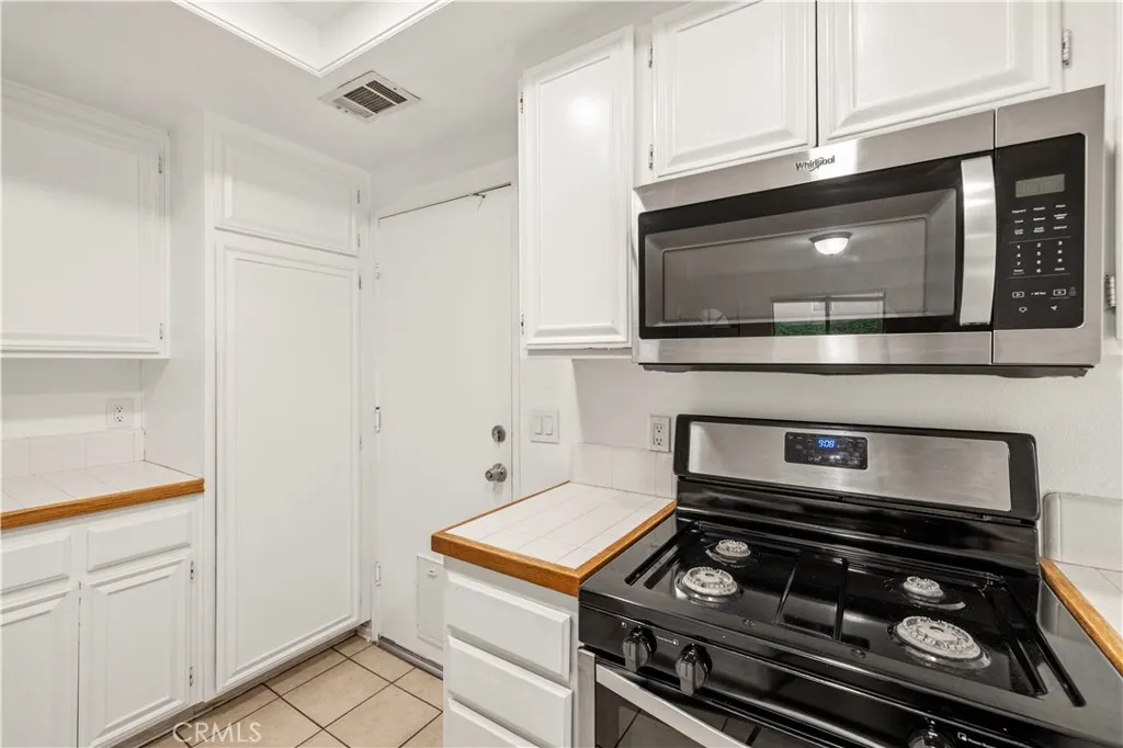 Additional image 47 of 22713 Copper Hill Dr Unit 44, Saugus, CA 91350