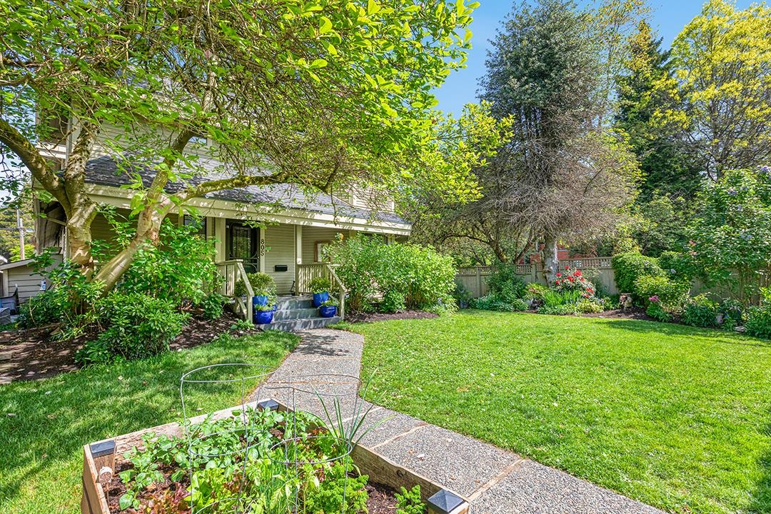 Additional image 2 of 805 14th Avenue W, Vancouver, BC, V5Z 1R2