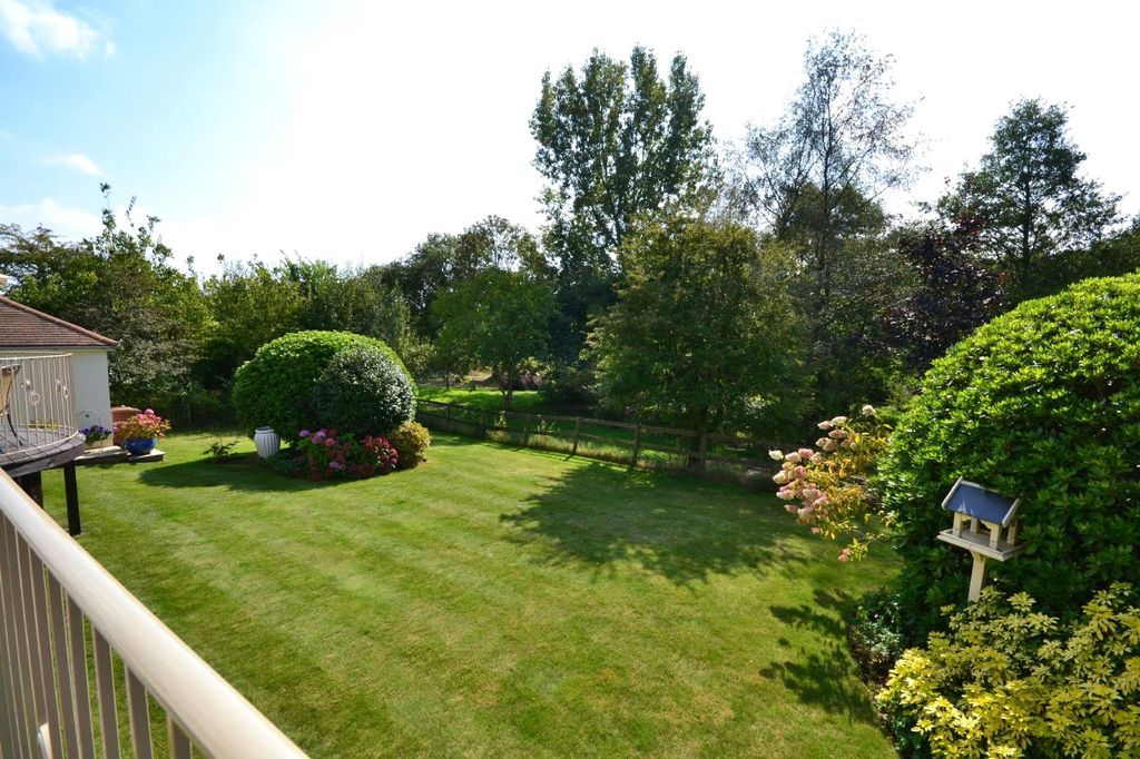 Additional image 18 of 4 bed country house for saleCrampmoor Lane, Crampmoor, Romsey, Hampshire SO51