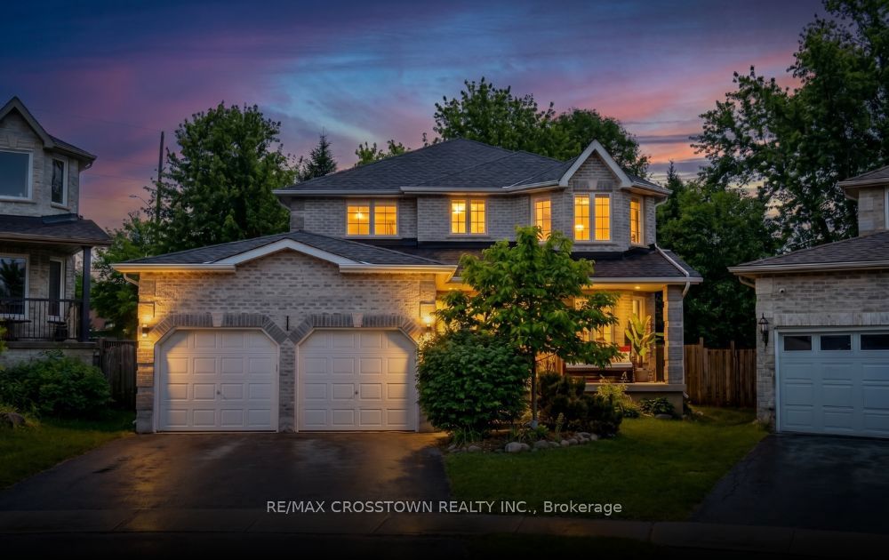 18 Stoneybrook Crescent, Barrie, ON, L4N 0A5