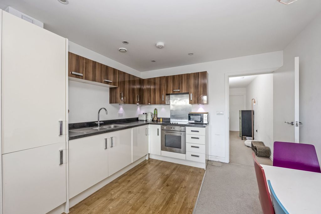 Additional image 4 of 2 bed flat for saleFrancis Street, Brighton BN1