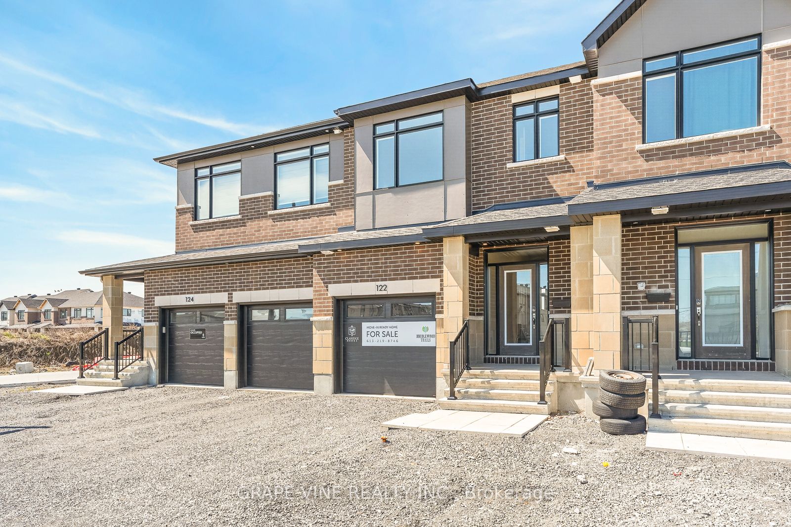 Additional image 3 of 122 San Felice Circle, Ottawa, ON, K2S 2S7