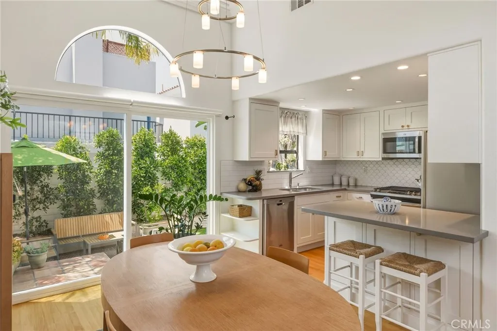 Additional image 61 of 1513 Wollacott St, Redondo Beach, CA 90278