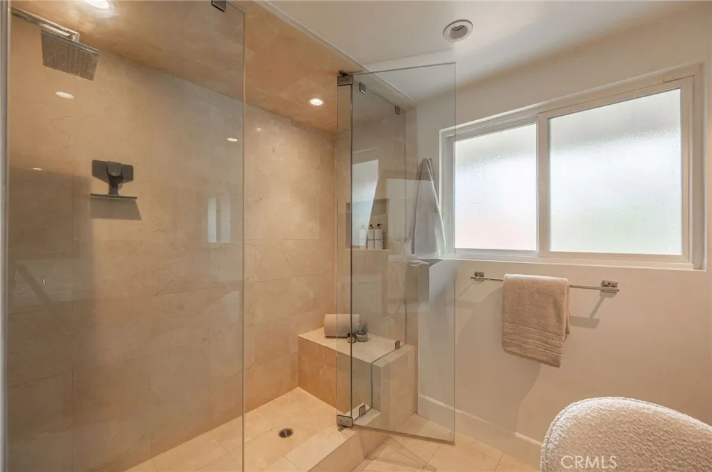 Additional image 92 of 19281 Berclair Lane, Tarzana, CA 91356