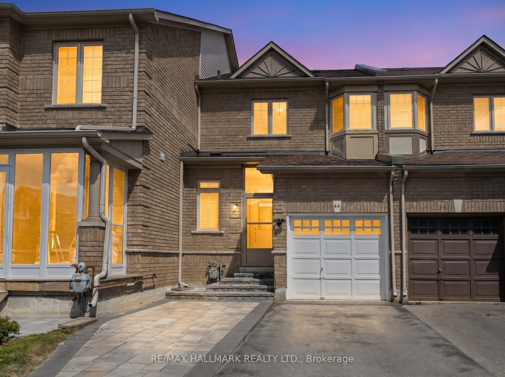 44 Venture Avenue, Richmond Hill, ON, L4S 2R4