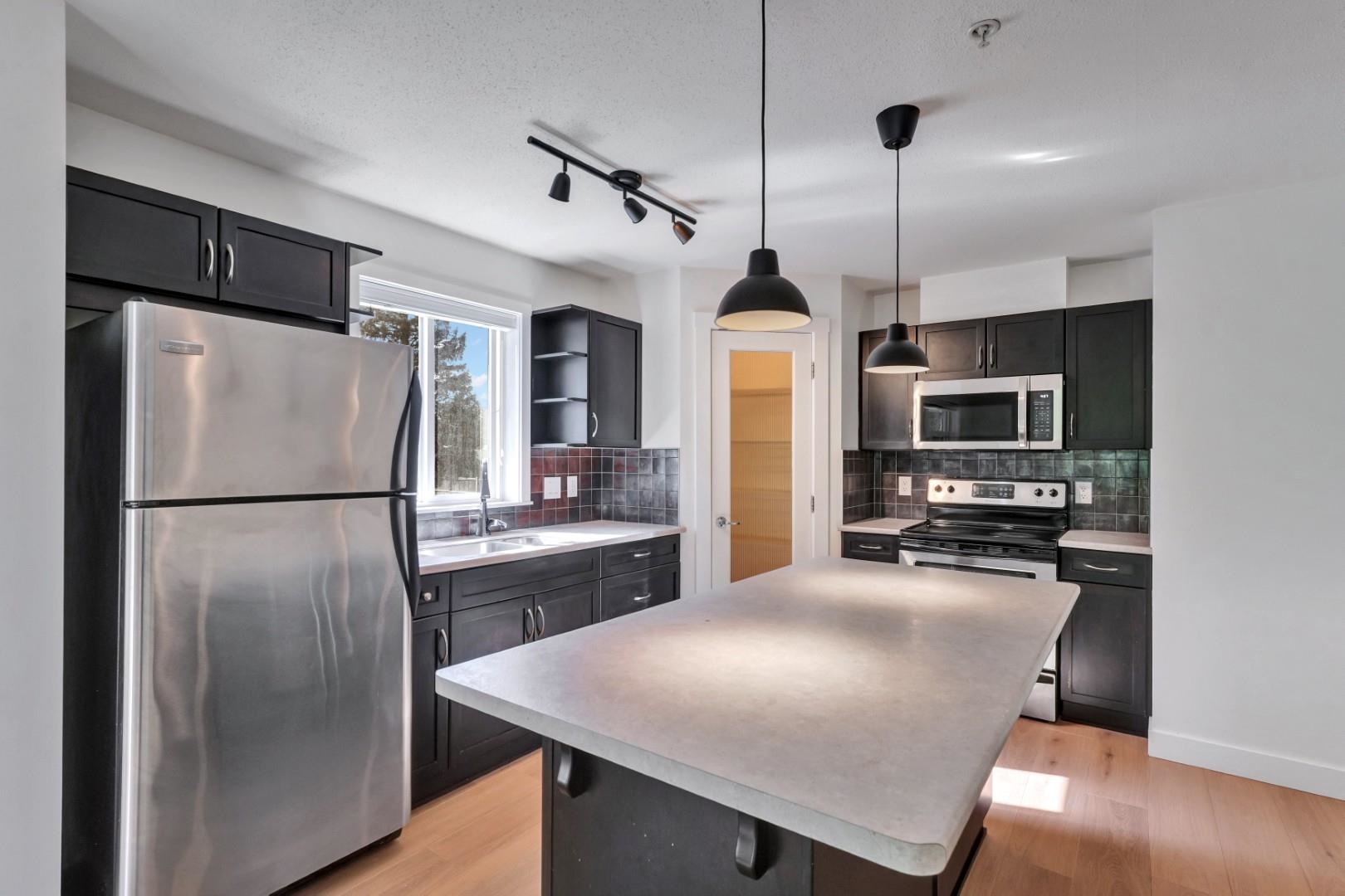 Additional image 4 of 210-2038 Sandalwood Crescent, Abbotsford, BC, V2S 3H6