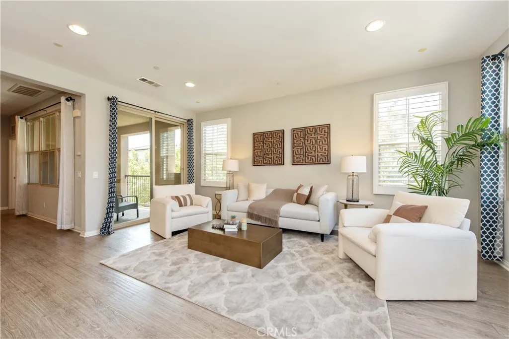 Additional image 18 of 68 Origin, Irvine, CA 92618
