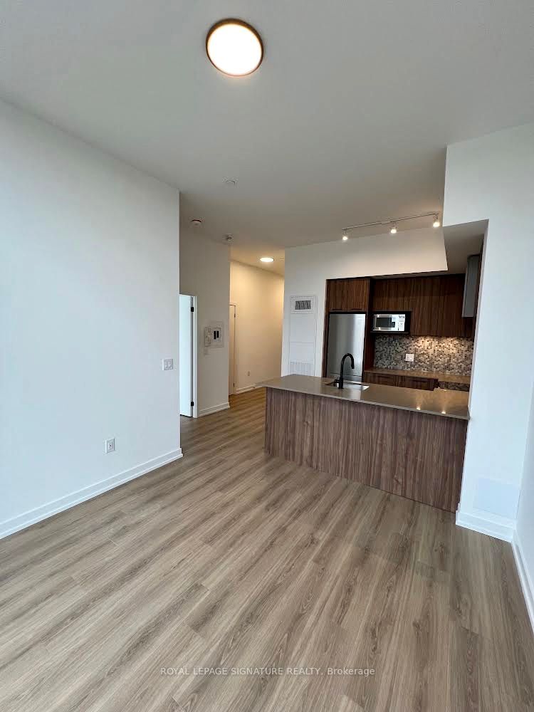 109-10 Lagerfeld Drive, Brampton, ON, L7A 5L3 photo 3
