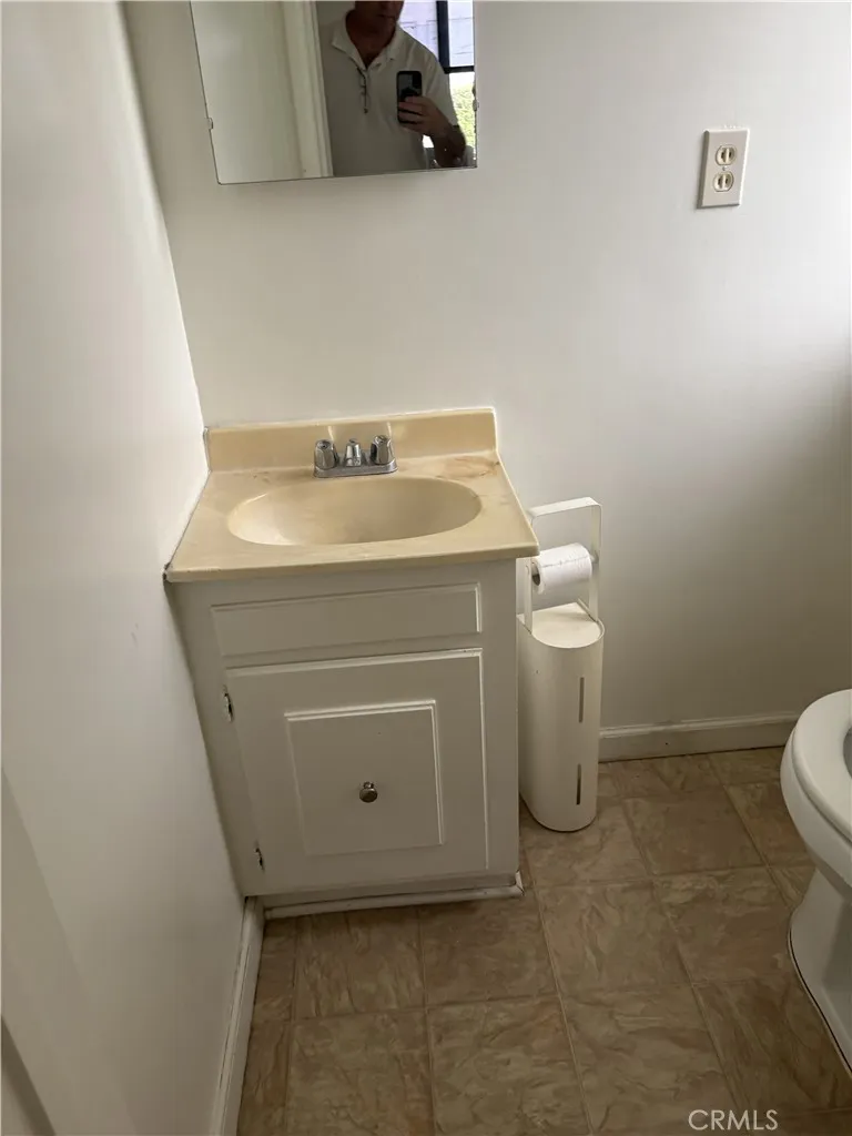 Additional image 33 of 419 Tufts Ave, Burbank, CA 91504