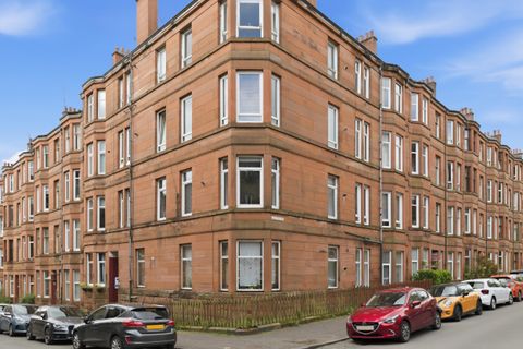 Crathie Drive, Glasgow G11