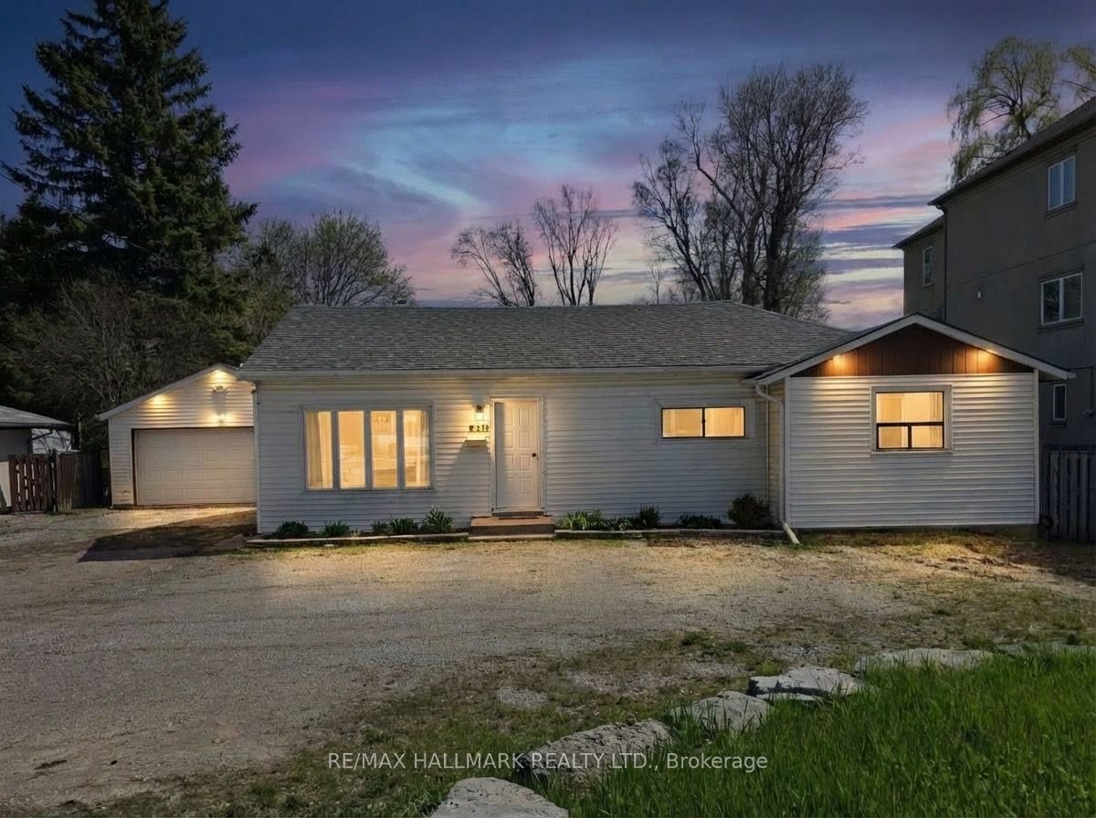 429 16th Avenue, Richmond Hill, ON, L4C 7A7