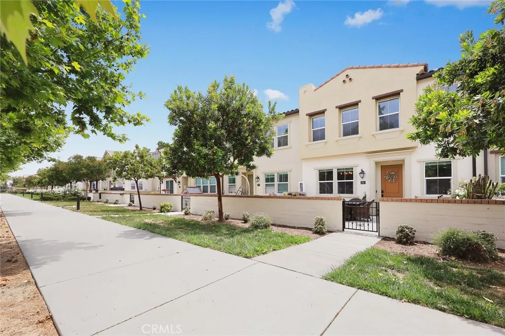 Additional image 2 of 2817 E Brut Privado Unit 90, Ontario, CA 91761