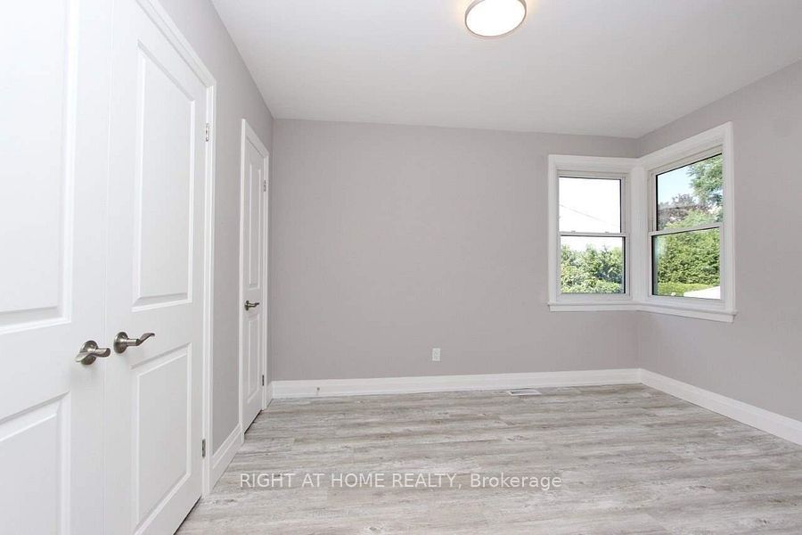 Additional image 5 of Upper-1053 Somerville Street, Oshawa, ON, L1G 4K4