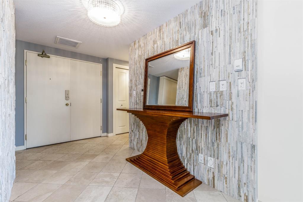 Additional image 5 of 404-837 2 Avenue SW, Calgary, AB, T2P 0E6