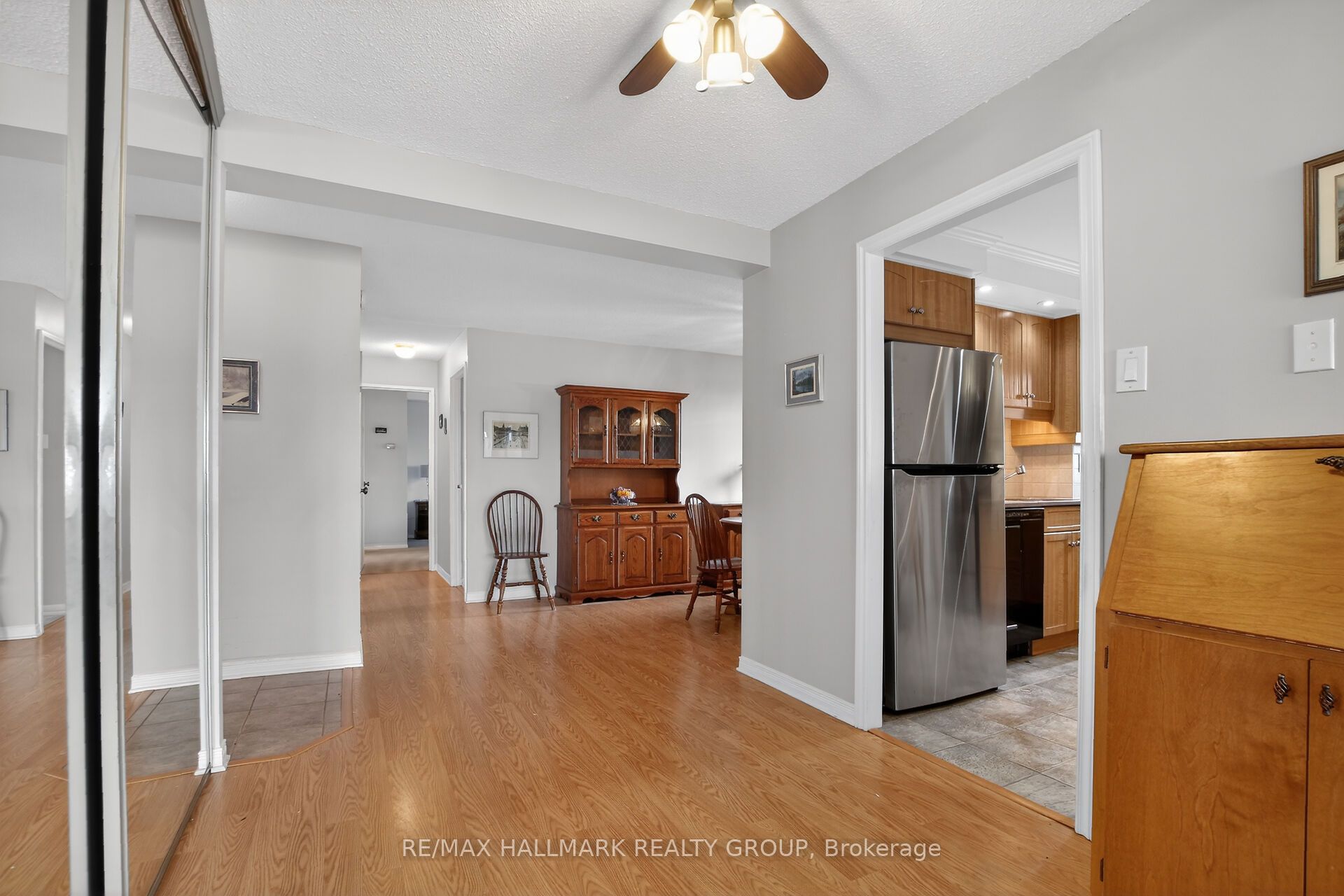 Additional image 5 of 1210-1081 Ambleside Drive, Ottawa, ON, K2B 8C8