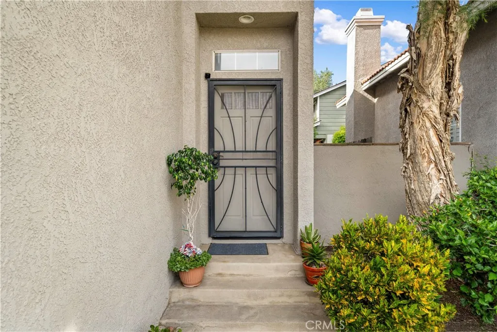 8850 Snow Creek Dr, Rancho Cucamonga, CA 91730 photo 2