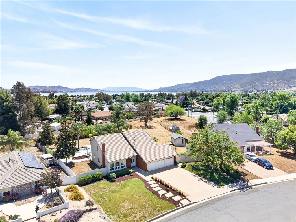 Additional image 34 of 31970 Saint Pierre Ln, Lake Elsinore, CA 92530