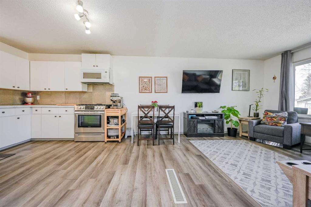 Additional image 6 of 9815 80 Avenue, Grande Prairie, AB, T8V 3S5