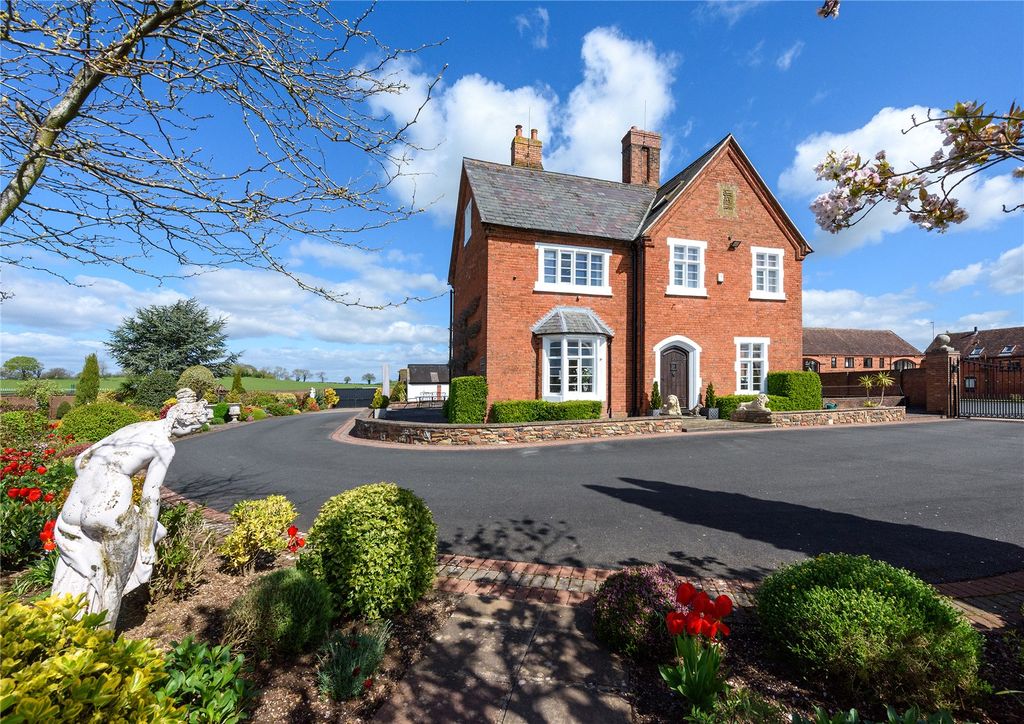 Additional image 12 of 5 bed equestrian for saleElmbridge, Droitwich, Worcestershire WR9