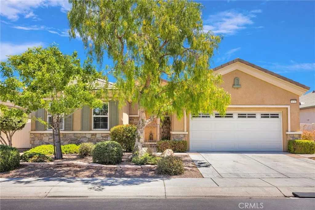 10397 Darby Rd, Apple Valley, CA 92308 photo 2