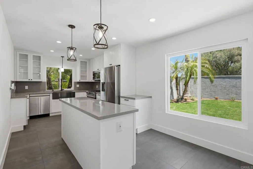 Additional image 7 of 1999 E Pointe Avenue, Carlsbad, CA 92008
