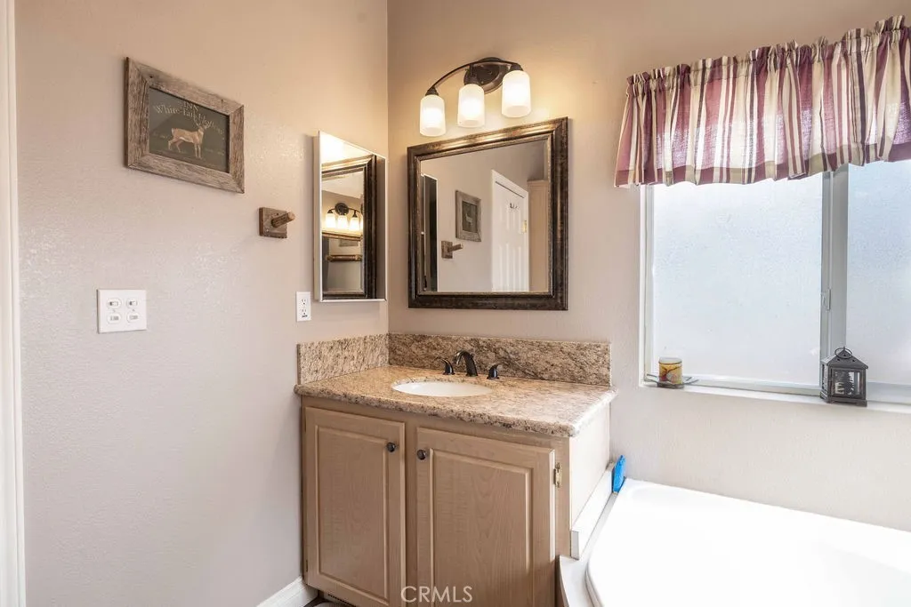 Additional image 52 of 1035 W Fairway Blvd, Big Bear City, CA 92314