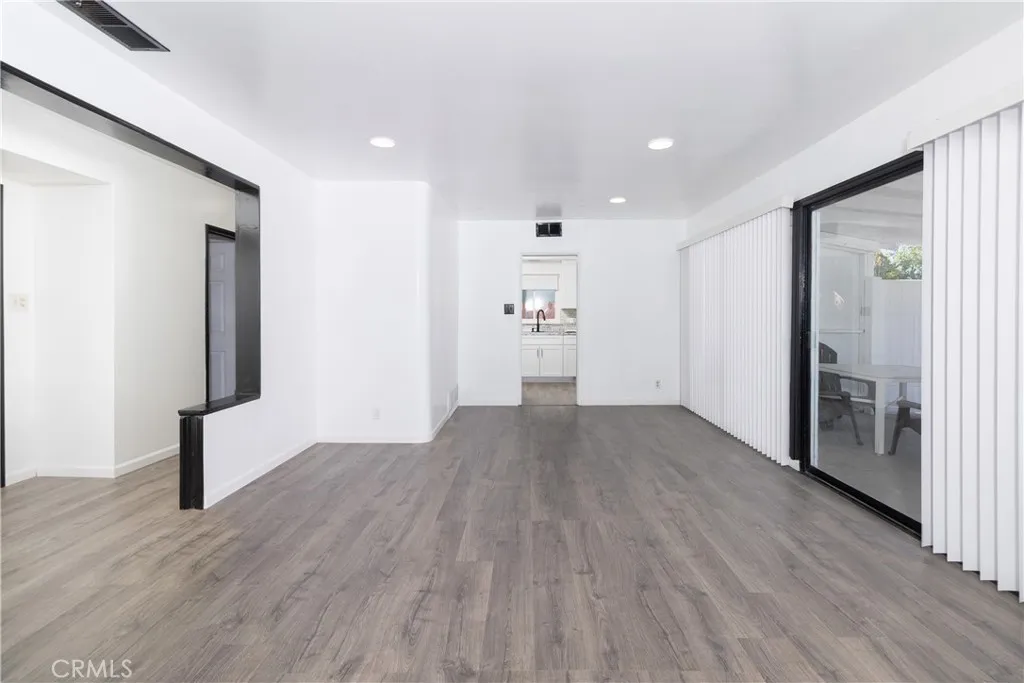 Additional image 24 of 20309 Roscoe Blvd, Winnetka, CA 91306