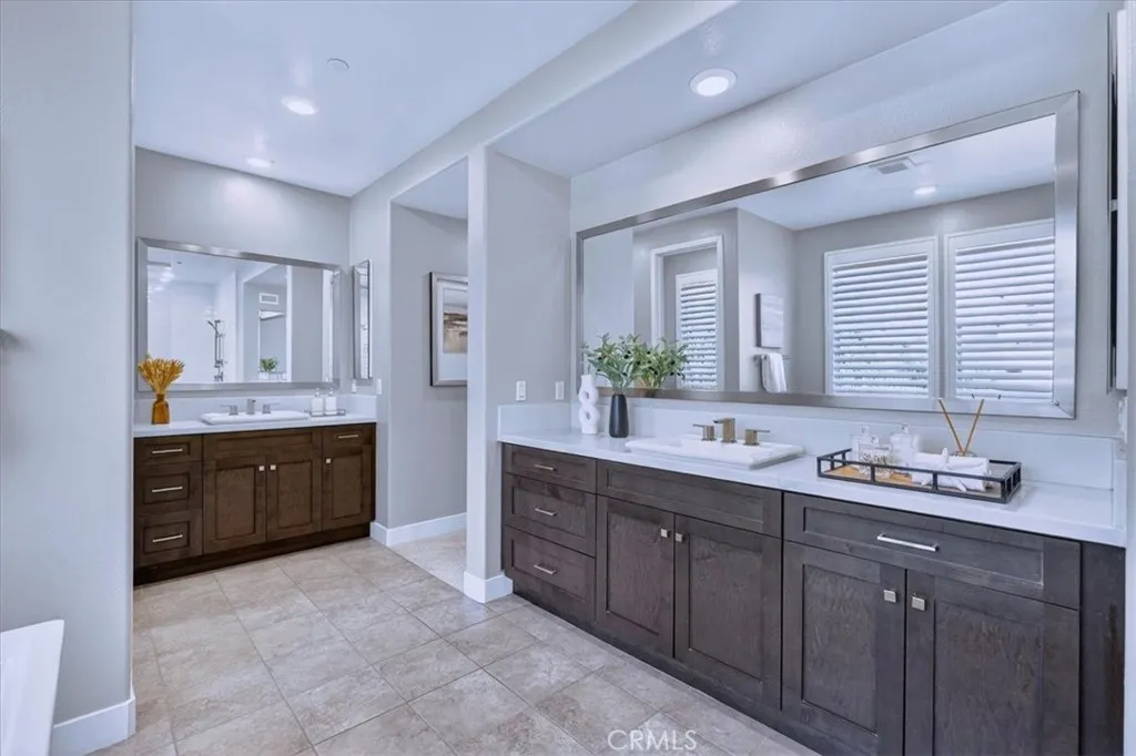 Additional image 38 of 168 Crossover, Irvine, CA 92618