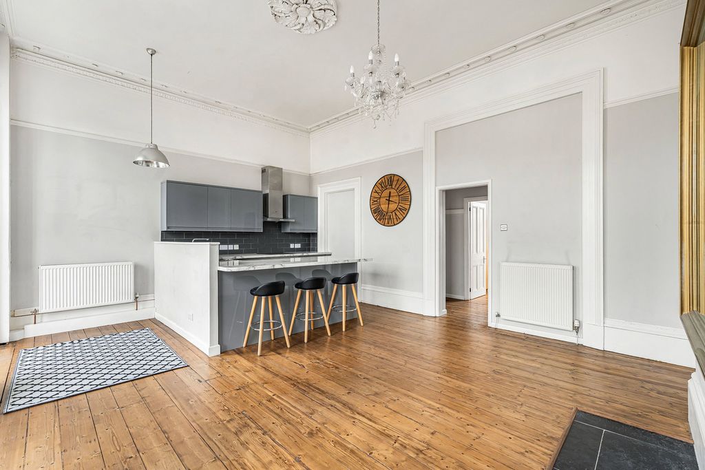 Additional image 4 of 1 bed flat for saleLansdown Crescent, Cheltenham GL50