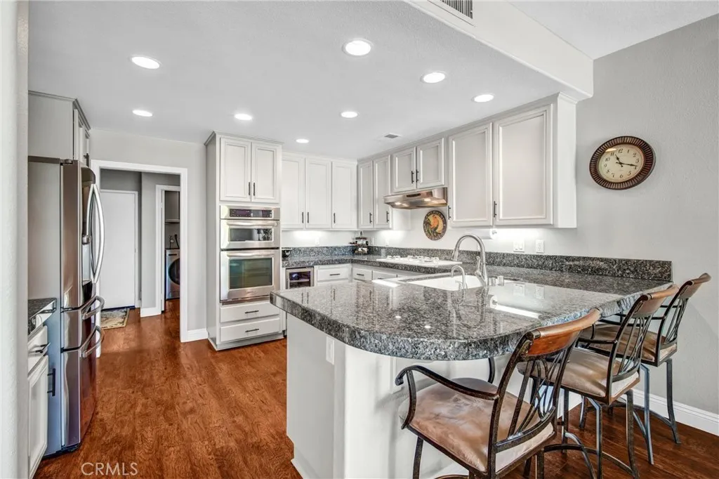 Additional image 10 of 24604 Brighton Dr, Valencia, CA 91355