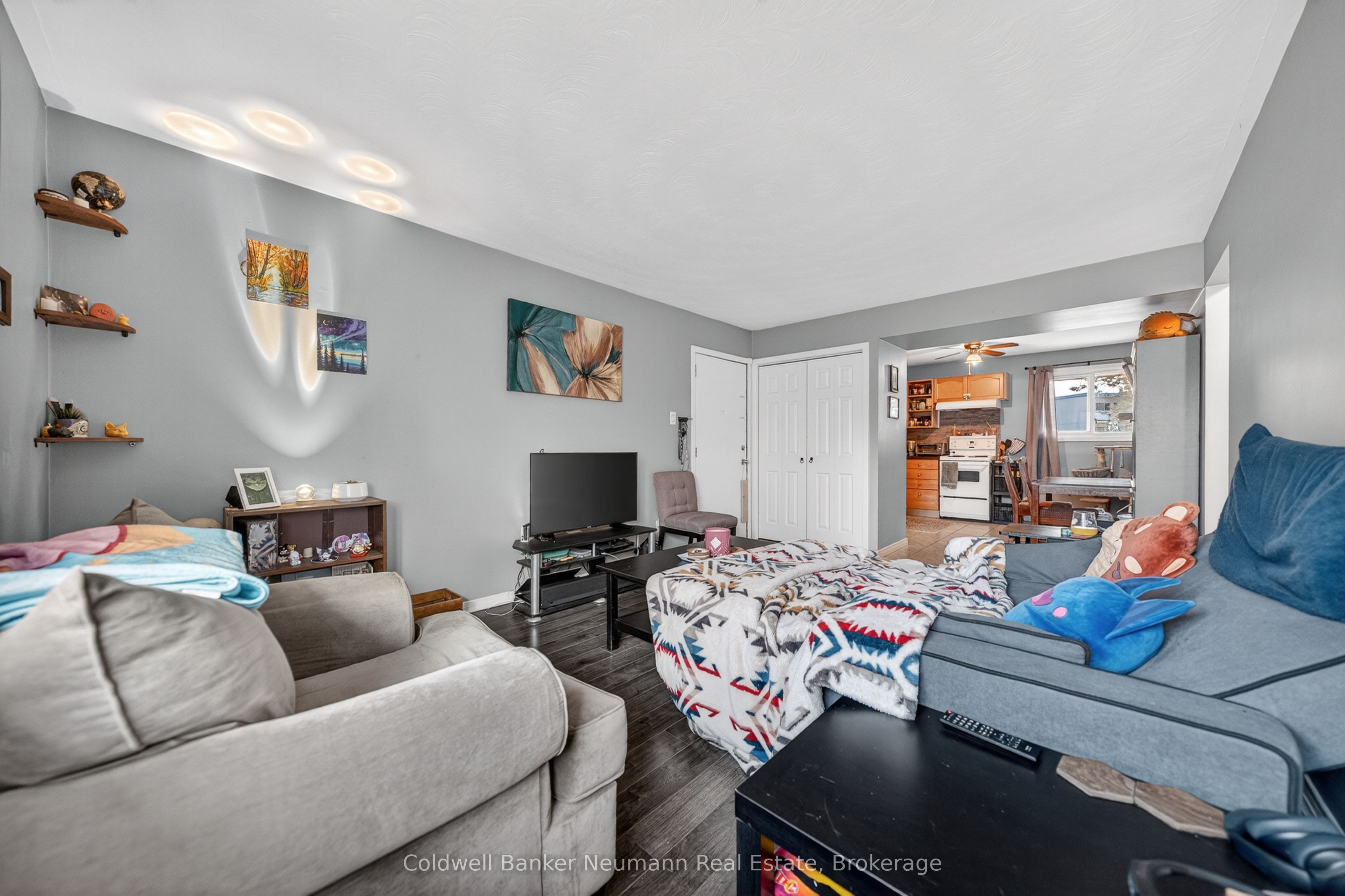 Additional image 4 of 111 Conroy Crescent, Guelph, ON, N1G 2V5
