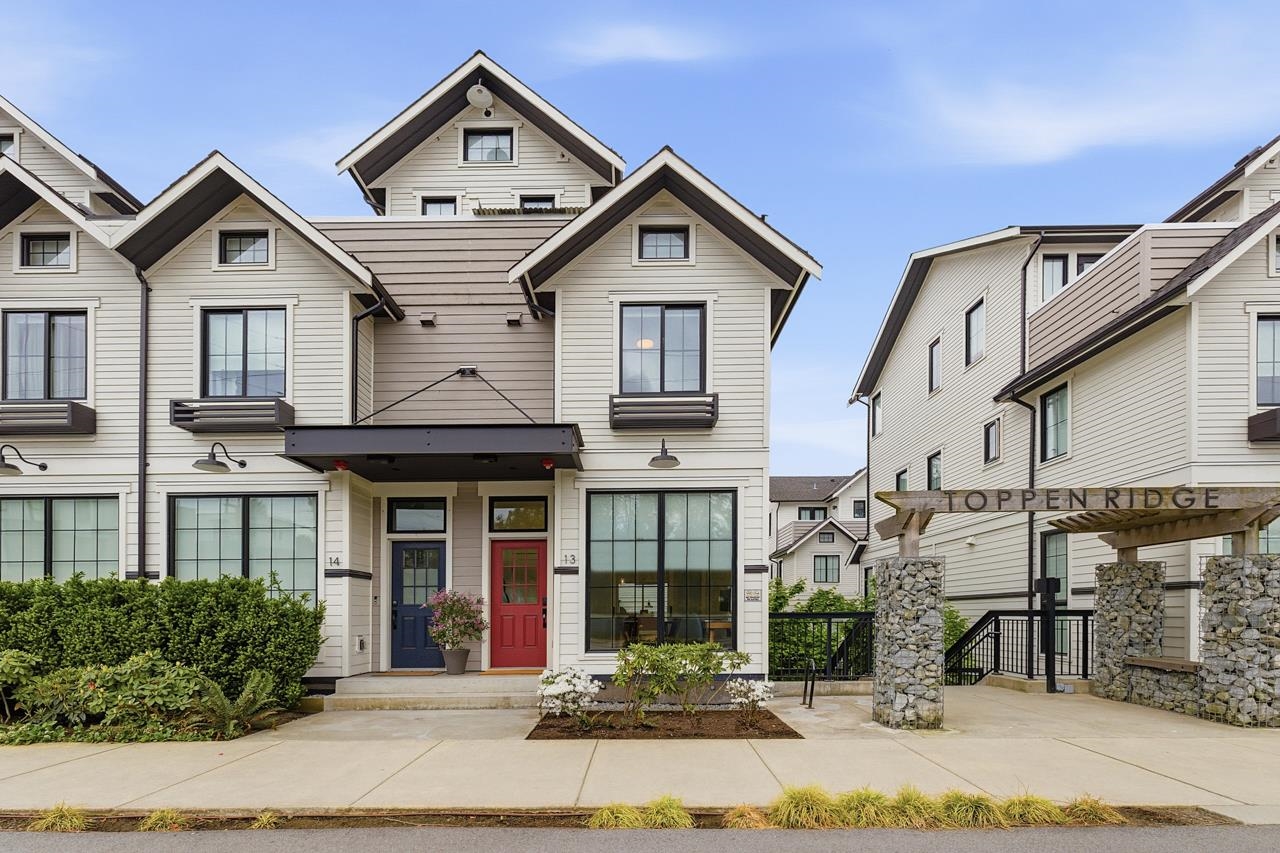 13-237 Ridgeway Avenue, North Vancouver, BC, V7L 0H6