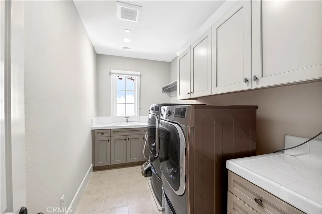 Additional image 126 of 109 Andirons, Irvine, CA 92602