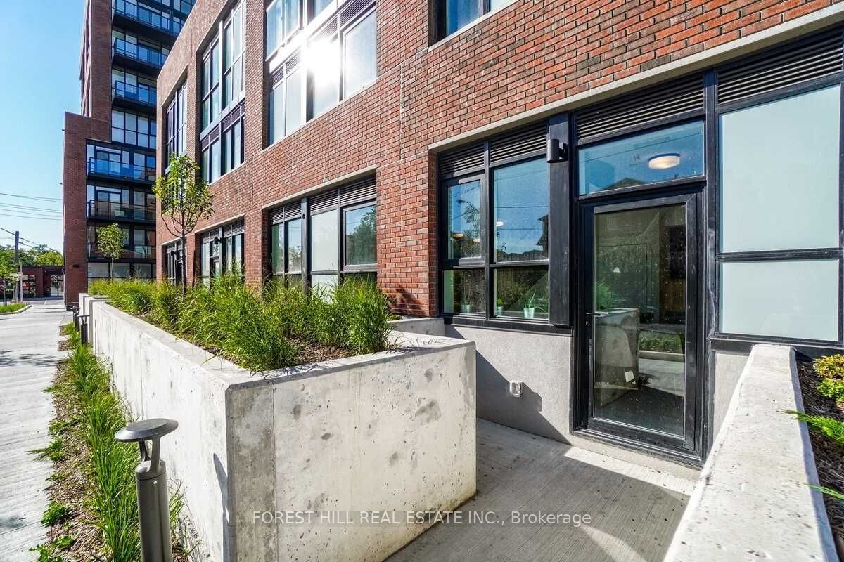 Additional image 2 of 103-2300 St Clair Avenue W, Toronto, ON, M6N 0B3