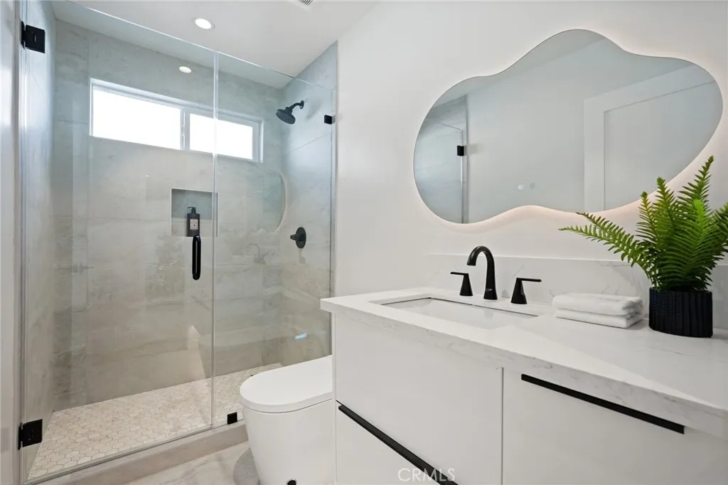 Additional image 83 of 24118 Highlander Rd, West Hills, CA 91307