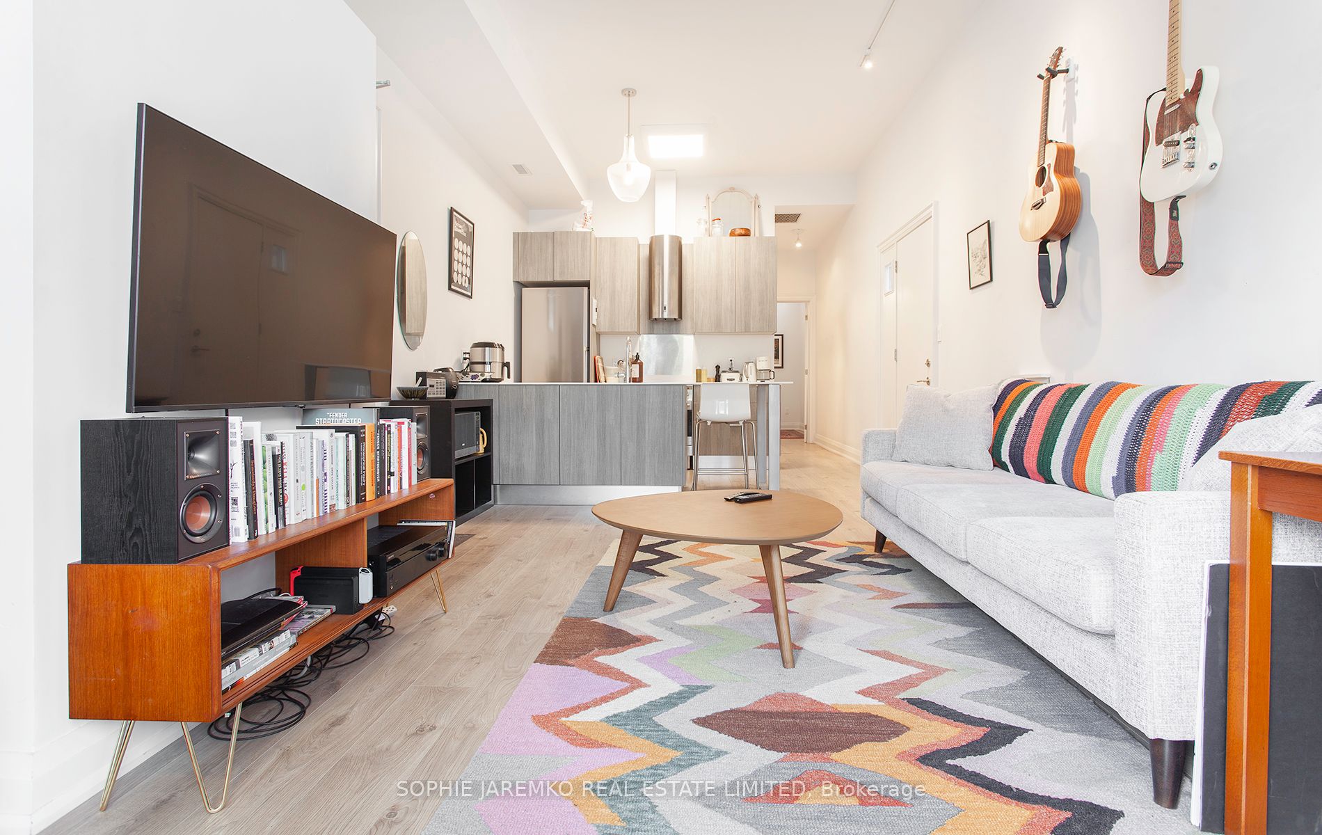 Additional image 5 of 1-165 Carlton Street, Toronto, ON, M5A 2K3