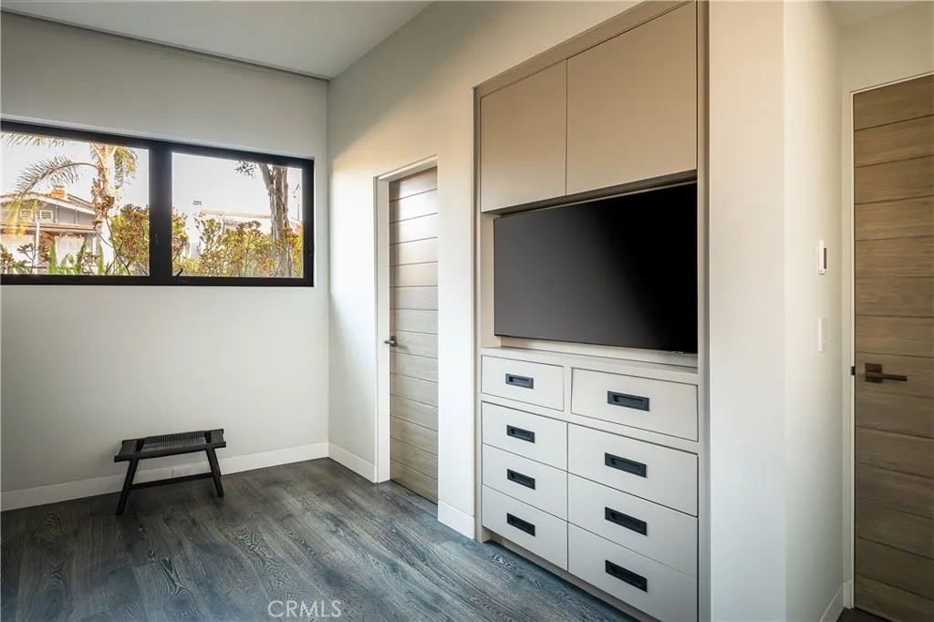 Additional image 65 of 41 21st St, Hermosa Beach, CA 90254