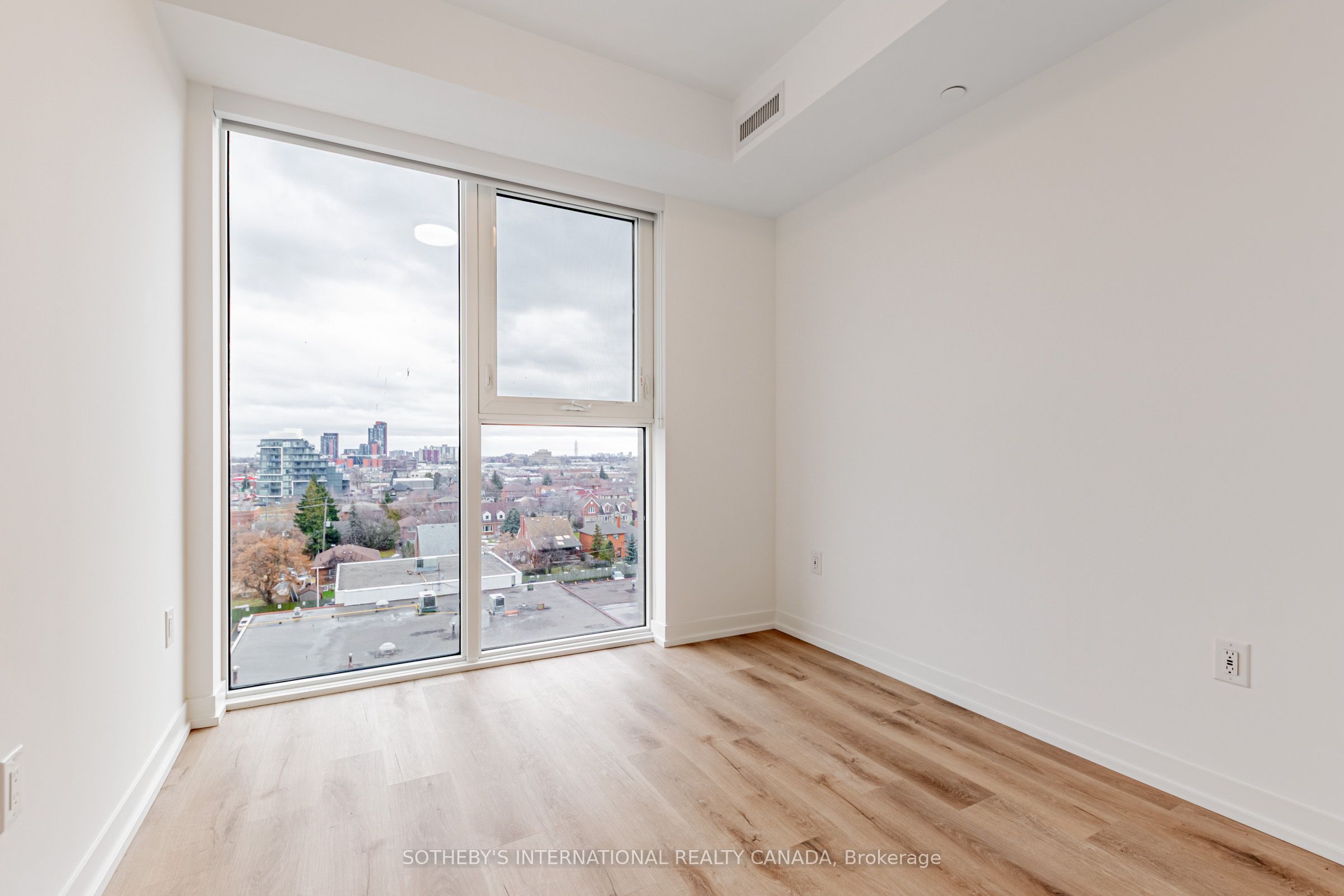 Additional image 5 of 608-5 York Garden Way, Toronto, ON, M6A 2V1