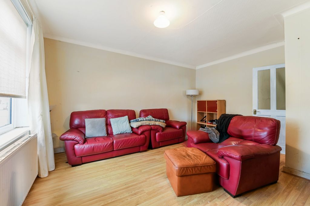 Additional image 7 of 2 bed flat for saleSchool Road, East Ayrshire, Auchinleck KA18