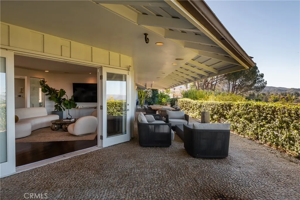 Additional image 78 of 4173 Regal Oak Dr, Encino, CA 91436