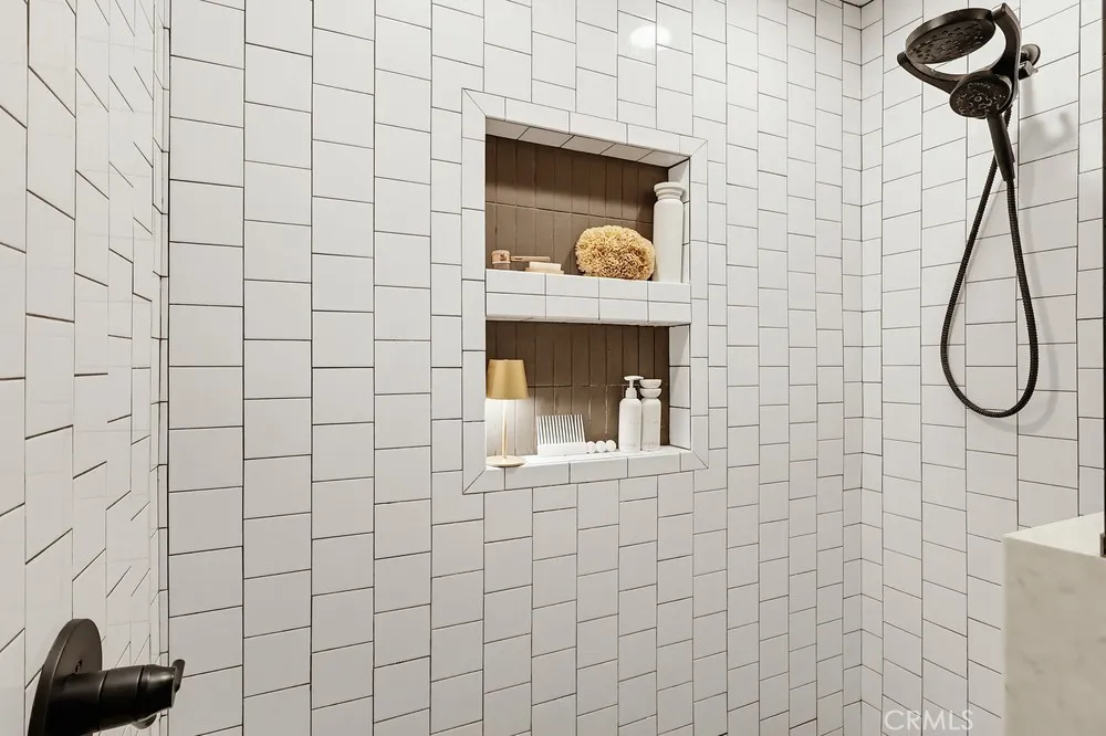 Additional image 127 of 2713 Flangel St, Lakewood, CA 90712