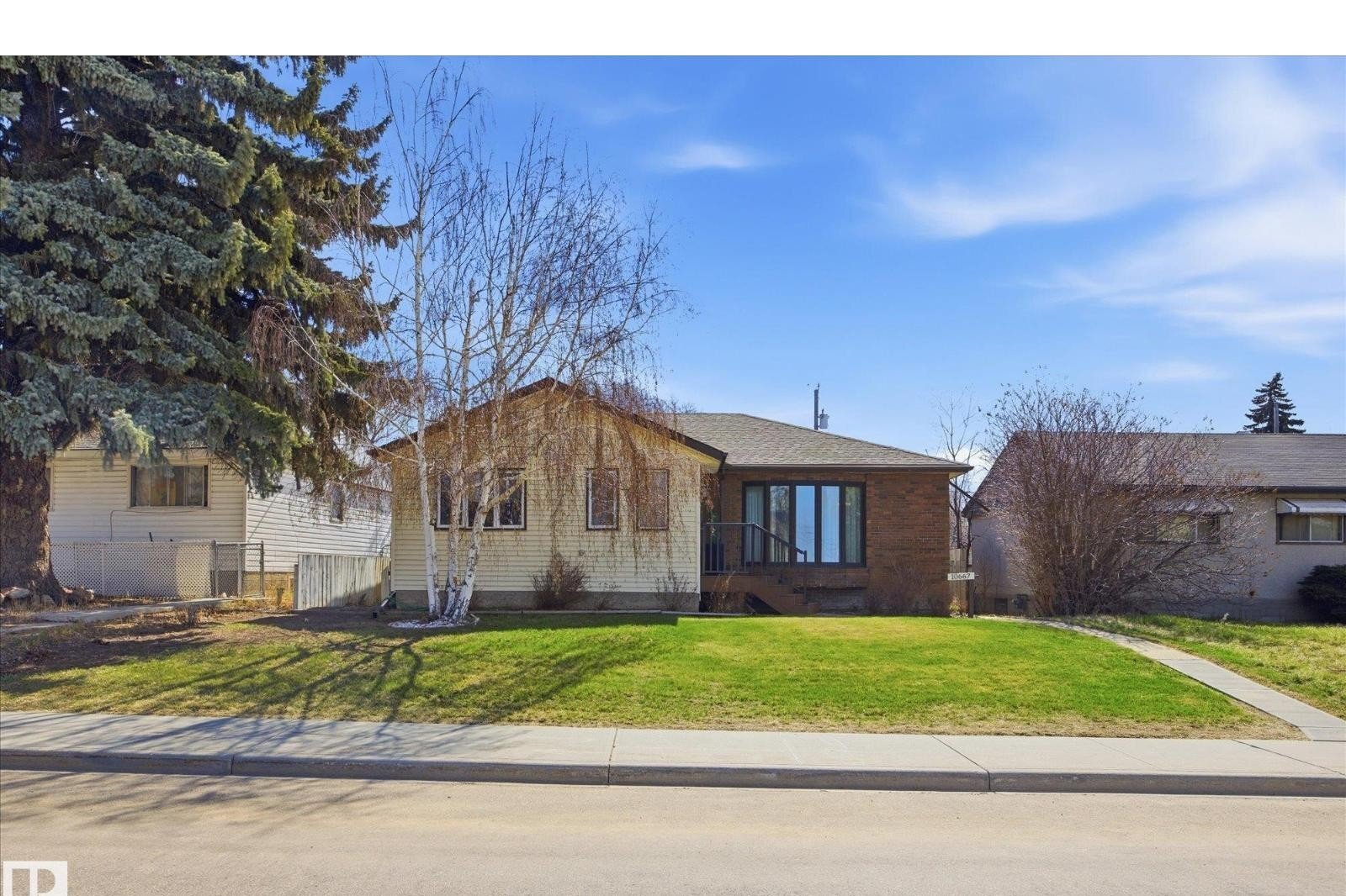 Additional image 7 of 10667 65 Street NW, Edmonton, AB, T6A2N9
