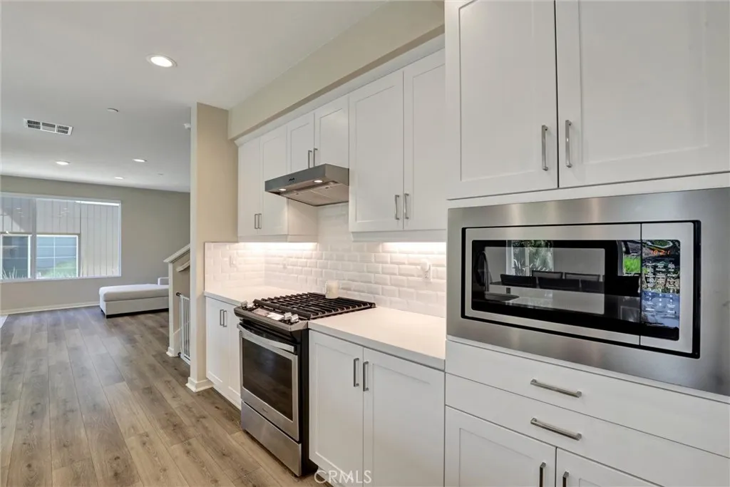 Additional image 11 of 176 Novel, Irvine, CA 92618