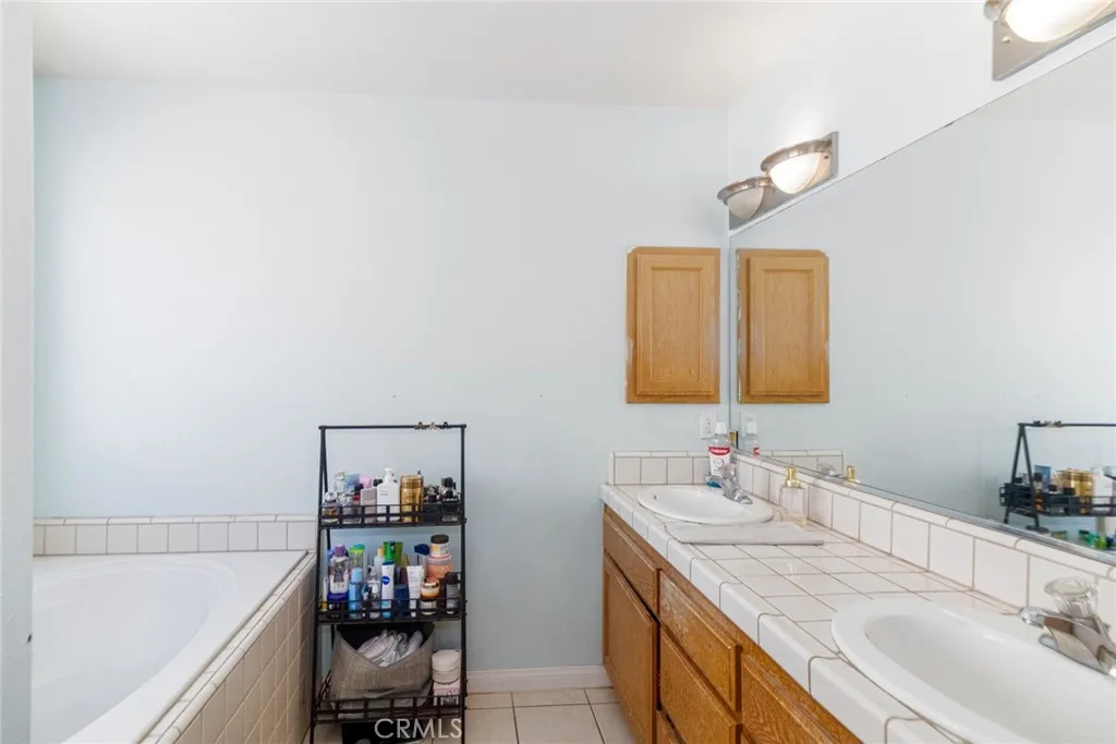 Additional image 18 of 18936 Rocksprings Rd, Hesperia, CA 92345
